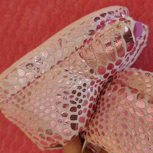 Toddler girl's dinosaur slippers, size L 9-10 - Picture 4 of 7